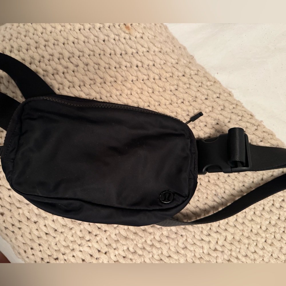 Lululemon Belt Bag